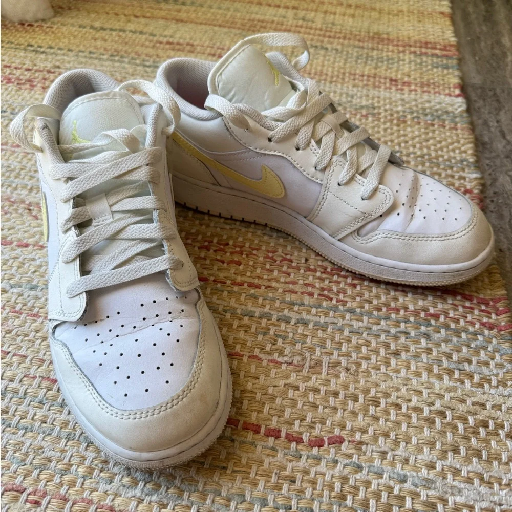 Nike Jordans. Kids White Sneakers with Pale Yellow Accents - Picture 2 of 4